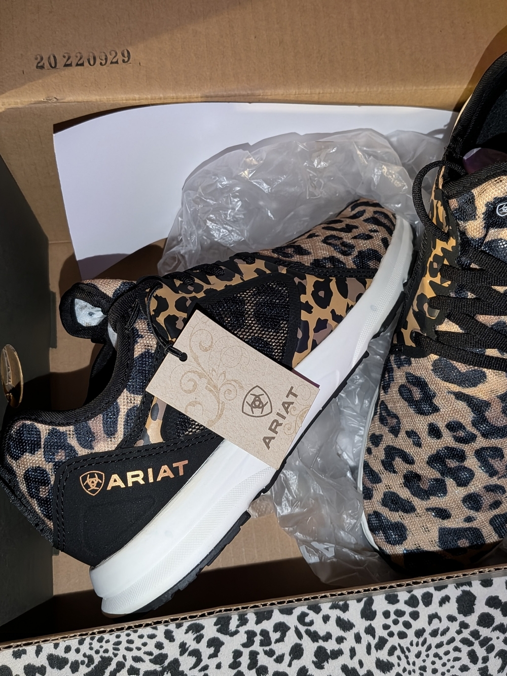 Women's Ariat leopard print fuse tennis shoe - Picture 2 of 6